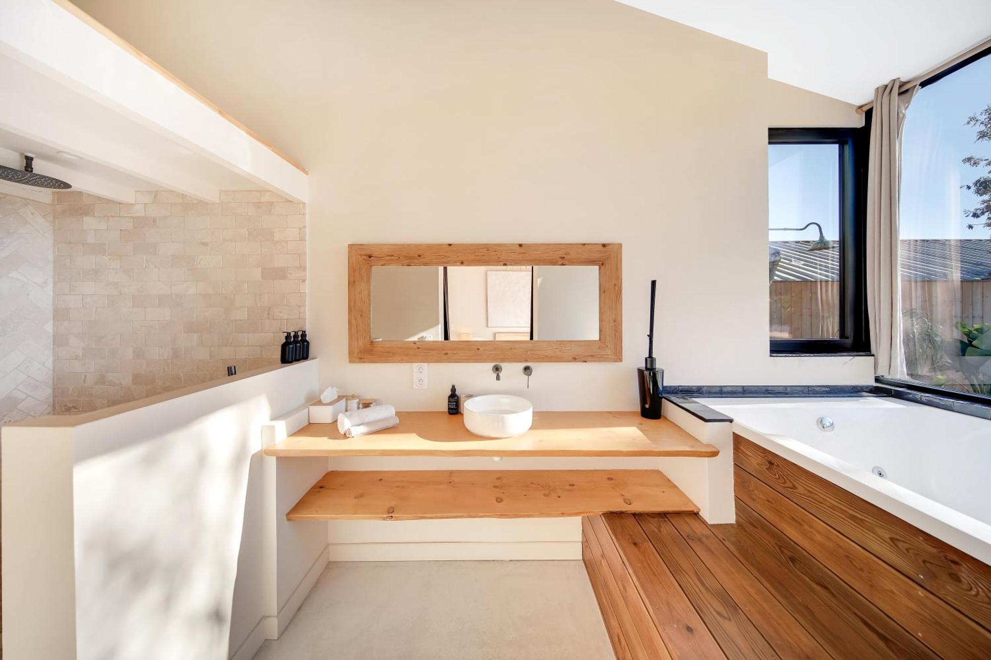 3min De La - 14p - Calme - Moderne - Jacuzzi - Bbq *